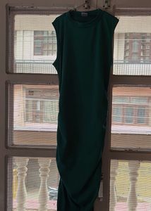 Elegant Sleeveless Emerald Green Dress