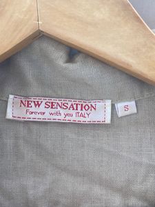 Embroidered Sleeveless Button-Up Shirt