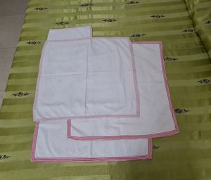 4 White Table Covers