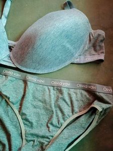 Olivia Vavi Bra N Panty Set