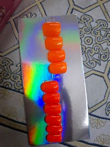Soezi Orange Press-On Nails