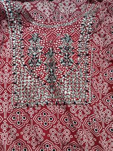 Embroidered Red Ethnic kurta set