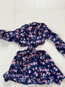 Chic Floral Cut-Out Maxi Dress
