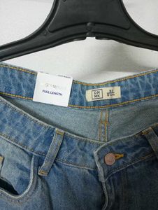 Women Light Washed High Rise Jeans