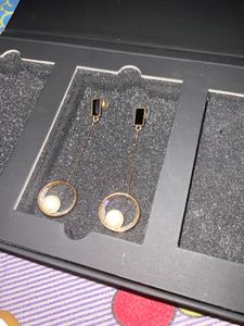Pearl earrings