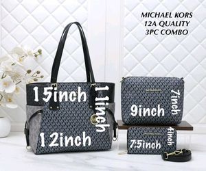 Micheal kors handbags Combo