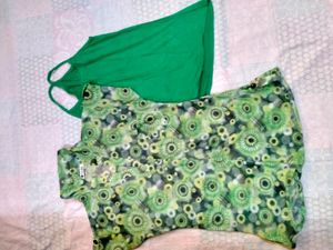 Brand New Floral Top With Green Inner