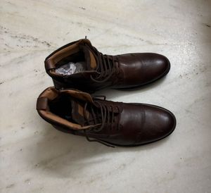 🆕Red Tape Teak Leather Round Toe Slipon Boots