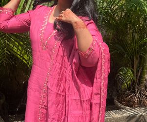 Beautiful Pink Embroidered Kurta Set