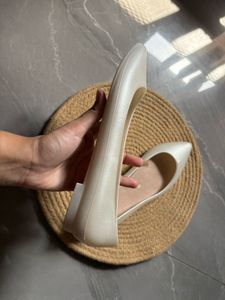 Elegant White Ballet Flats