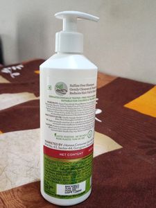 Mama Earth Onion Shampoo