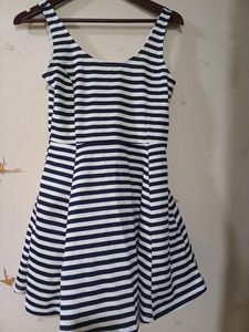 H&amp;M New Navy &amp; White Striped Skater Dress