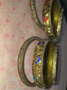 Exquisite Embellished Bangles Set