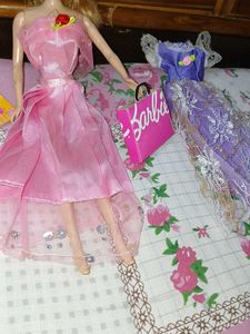 ✨ Barbie Doll Gift Set