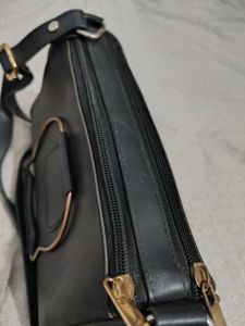 Chic Black Faux Leather Crossbody Bag
