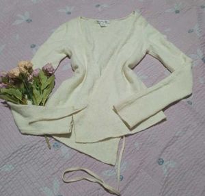 cotton blend tie-up tops and red muffler (2item)