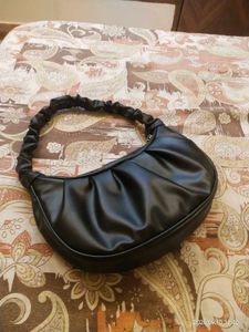 Black classic purse 👛👜