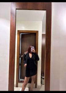 Chic Black Sleeveless Button-Down Dress
