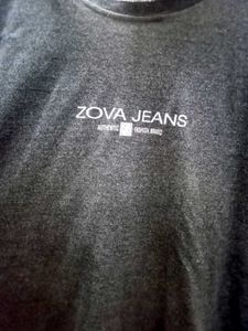 ZOIA JEANS Graphic T-Shirt
