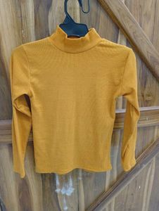 Mustard Turtleneck Long Sleeve Top S size