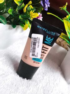 Maybelline New York Liquid Foundation, Matte &amp; Por