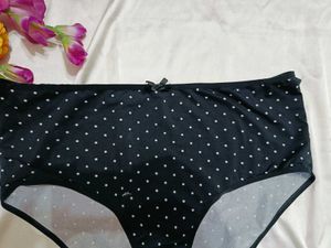 🇳🇿💫🎀Polka Dot Briefs