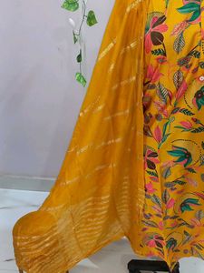 Very Graceful Yellow Golden Suit Set