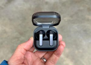 Samsung Buds 4 Pro Sealed