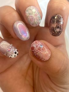 Elegant Press-On Nails Set