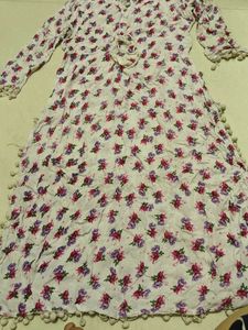 Floral Print Kurta with Pom-Pom Trim