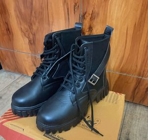 Black Chunky Sole Lace-Up Boots