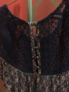 sleeveless soft cotton printed top with lace