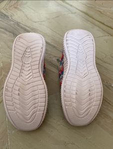 YK Girls Sneakers For 8 Yrs Old