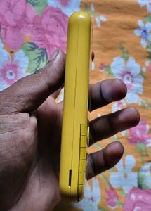 JioPhone Prima - Yellow