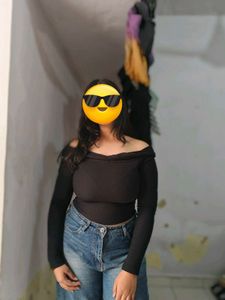 Off-Shoulder Ribbed Black Top