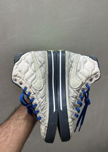 *100% Authentic* - Nike Court Legacy Mid
