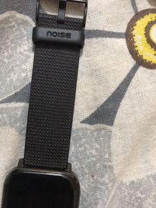 Noise Thrive Smart Watch
