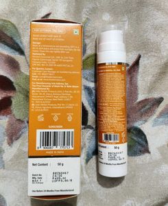 The Derma co 1% Hyaluronic Sunscreen Aqua gel