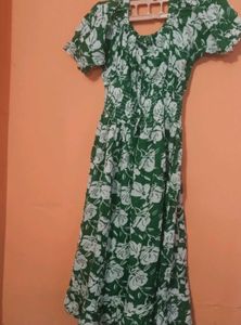Green Floral Puff Sleeve Top