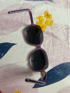 Chic Black Oversized Sunglasses