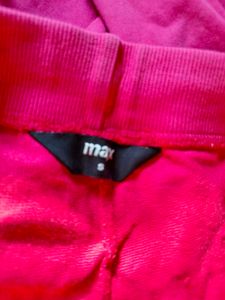 Vibrant Pink Capri Joggers