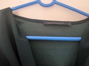 French collection emerald green top