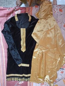Black &amp; Gold Kurta Set