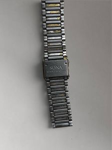 Hmt Lait Quartz Watch