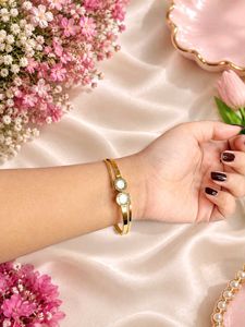 Elegant Anti Tarnish Bracelets - 4 pcs Set