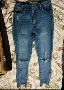 Tally Weijl High-Rise Distressed Blue Jeans