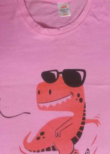 Casual, pink crew-neck t-shirt