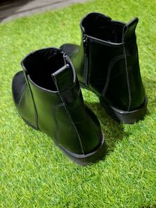 Leather boots