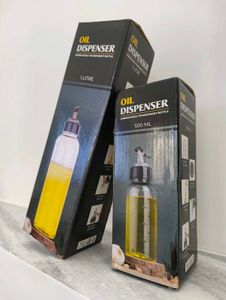 Set of 2 Clear oil Bottles