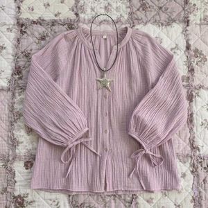 ˚˖𓍢ִ🍓. ݁𐙚Lavender Gathered Neck Blouse🪻
